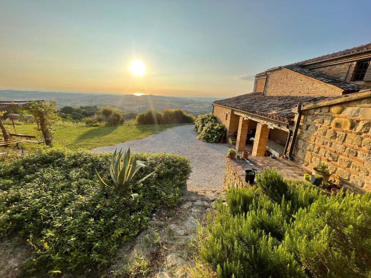 Bed and Breakfast L'Infinito Mombaroccio Zewnętrze zdjęcie