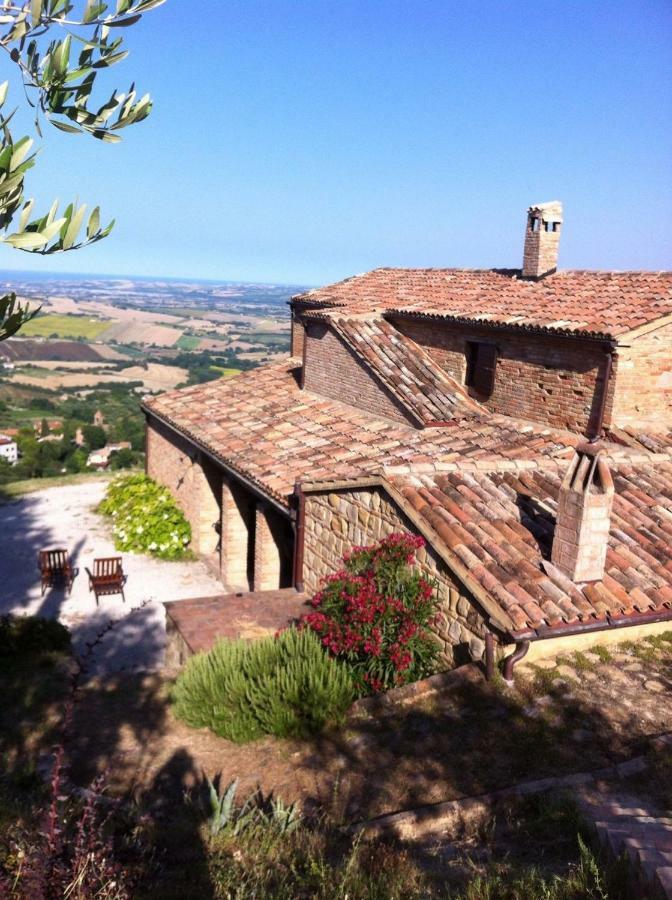 Bed and Breakfast L'Infinito Mombaroccio Zewnętrze zdjęcie