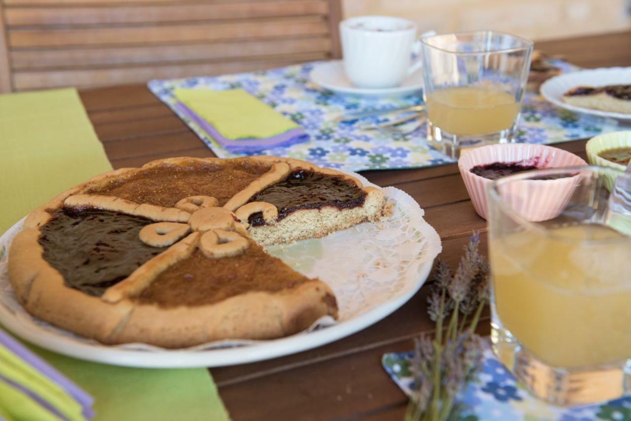 Bed and Breakfast L'Infinito Mombaroccio Zewnętrze zdjęcie